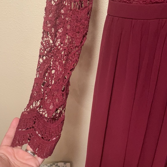 S Lulu’s Burgundy Longsleeve Bridesmaid or Evening Dress NWT - Picture 5 of 10